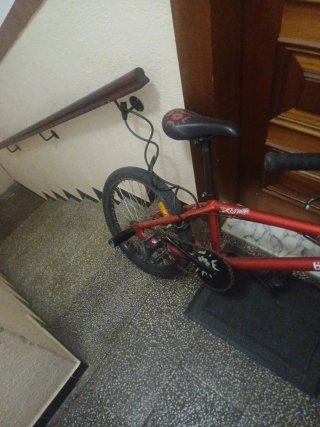 Bicicleta BMX Roja