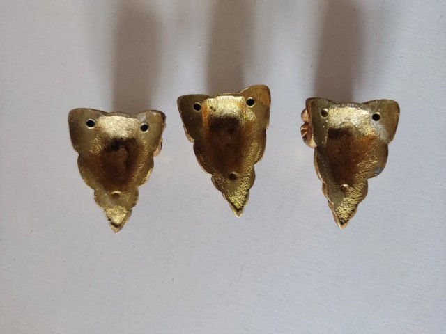 3 CARNEROS DE BRONCE EMBELLECEDORES