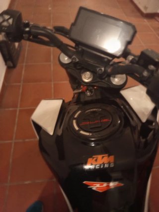 KTM 390 - Protección anticaídas