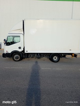 Nissan NT400  2020
