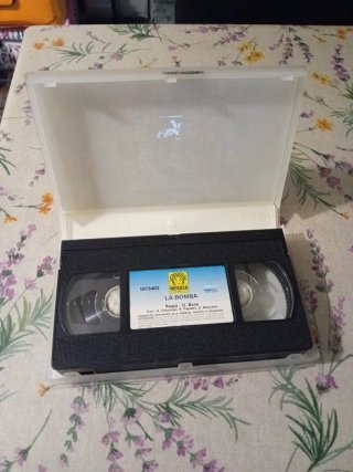 VHS La Bomba - Commedia Italiana