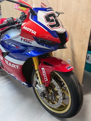 Honda CBR 1000RR-R SP 2024 5800km
