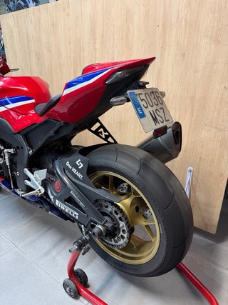 Honda CBR 1000RR-R SP 2024 5800km