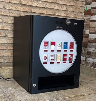 Máquina expendedora AZKOYEN hostelería