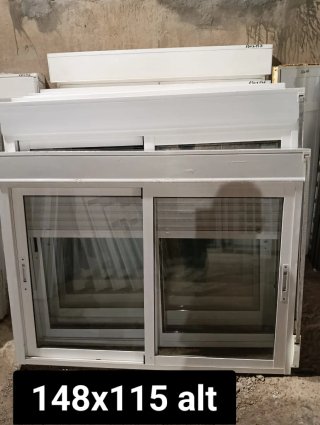 Ventana aluminio corredera 148x115