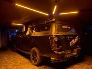 Toldo Bush Bear Adventure 450 con luz integrada