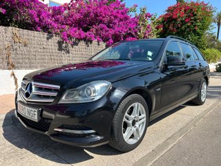 Mercedes-Benz Clase C blue efficiency