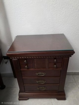 Muebles dormitorios de madera maciza