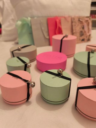 Cajas y Bolsas Tous
