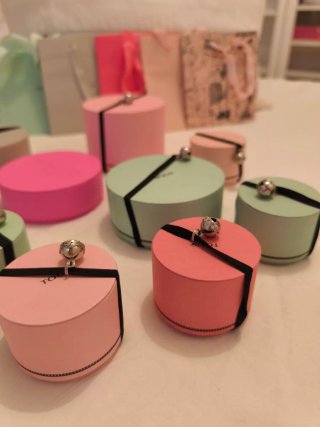 Cajas y Bolsas Tous