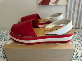 Avarcas mujer talla 36 rojas y blancas