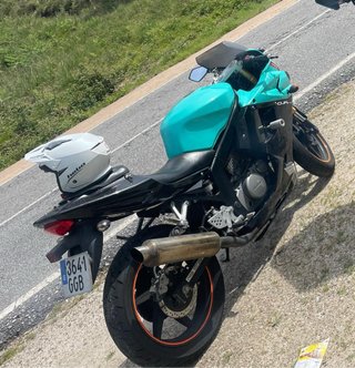 Hyosung 125cc Sportbike Azul/Negro