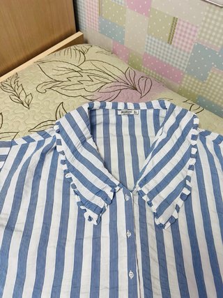 Camisa Stradivarius Talla L Rayas Azul Blanco