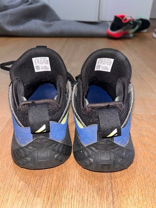 Adidas Harden Vol. 5  Zapatillas Baloncesto.