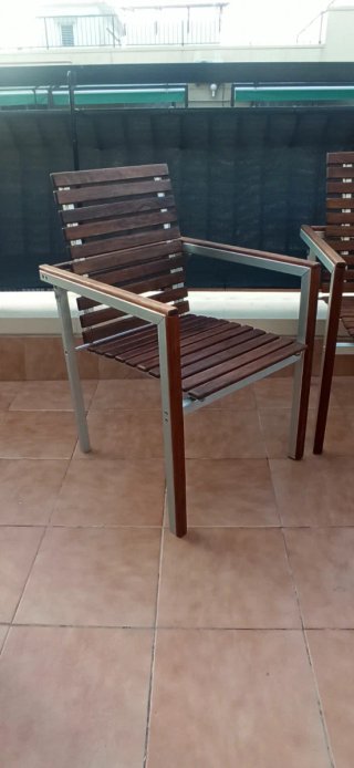 Mesa, 4 Sillas y 1 banco doble Exterior Madera Alu