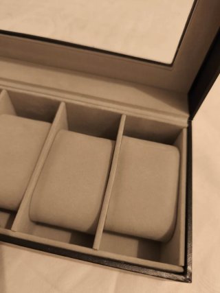 Caja para 6 relojes, negra y gris