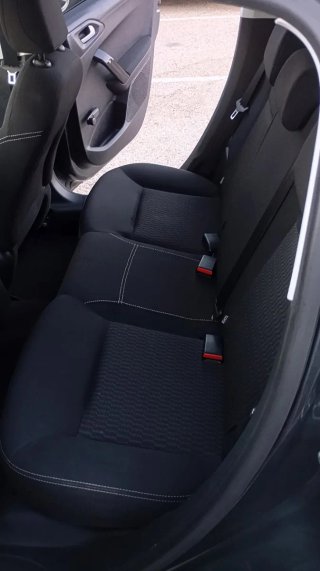Peugeot 208 2016