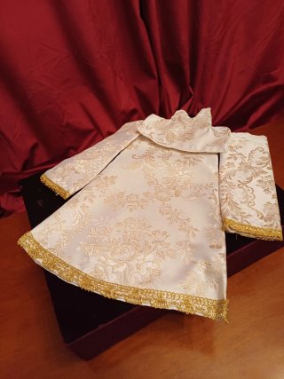 Saya brocada para virgen 40-50 cm