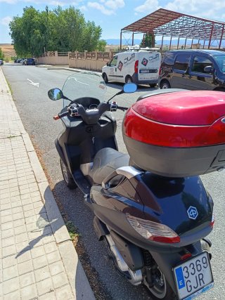 Piaggio MP3 400 - ITV 2027