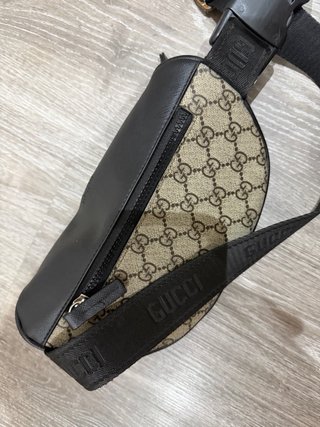 Riñonera Gucci Beige y Marrón perfecto estado