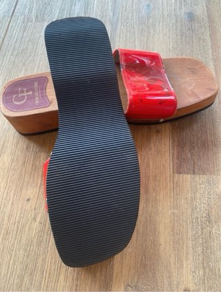 Zuecos Giorgio Ferretti Rojos