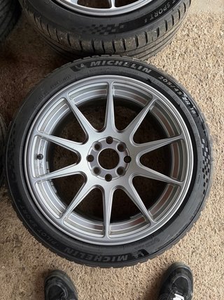 Llantas Japan Racing JR11
