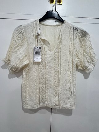 Camiseta Mango Encaje Manga Corta Talla M