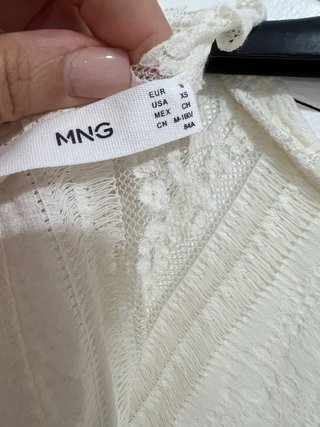 Camiseta Mango Encaje Manga Corta Talla M