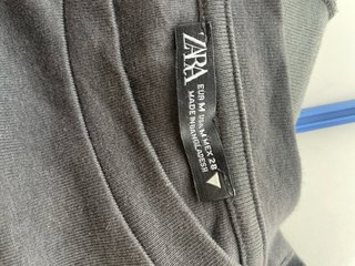 Camiseta crop top Zara  negra