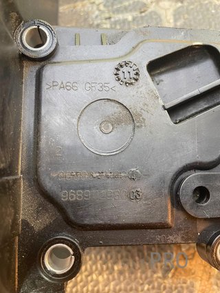 9689112980 Tapa de balancines Ford Focus mk3 1.6Tdci 95cv T3DA