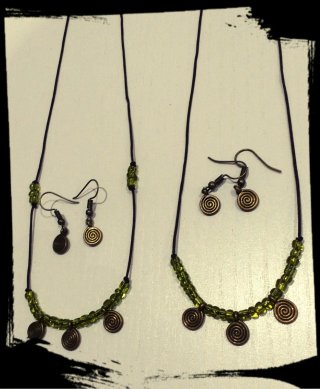 Conjunto gargantilla y pendientes
