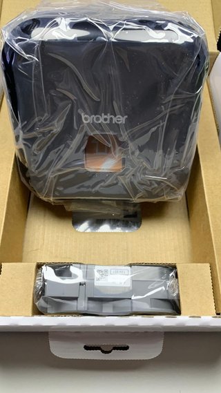 Brother PTP710BT Cube Plus Etichettatrice