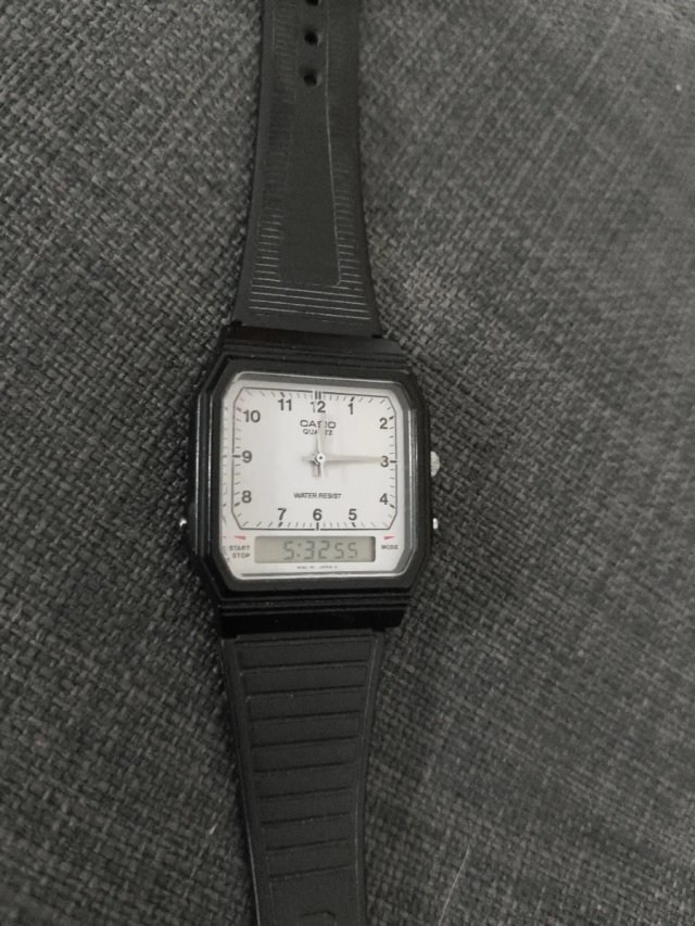 Reloj Casio AQ-14W Japonés