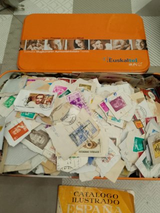 Lote Vitolas y Sellos Antiguos