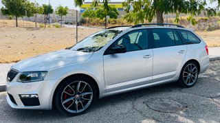 Skoda Octavia Combi 2.0 TSI 220cv DSG RS