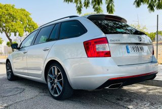 Skoda Octavia Combi 2.0 TSI 220cv DSG RS