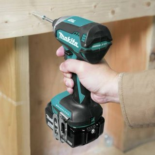 Atornilladora Makita Brushless