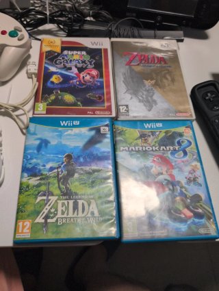 Nintendo Wii U y Wii + Balance Board y Juegos