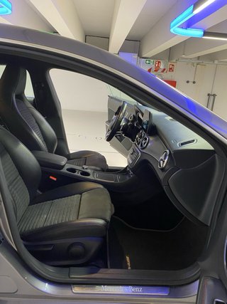 Mercedes-Benz CLA AMG Line