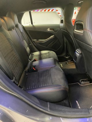 Mercedes-Benz CLA AMG Line