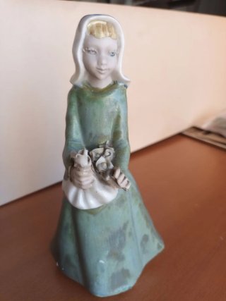 Figura Ramón Inglés Niña con Flores