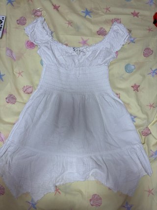 Vestido blanco escotado