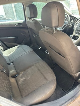 Opel Astra 2013