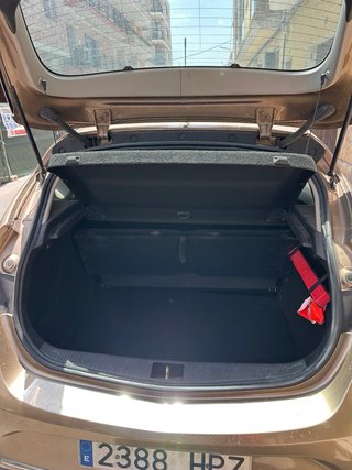 Opel Astra 2013