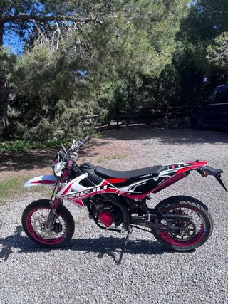 Rieju MRT SM PRO 2022 Roja - 580km