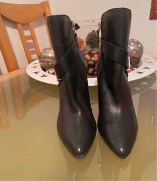 Botines Guess Negros Tacón Talla 38