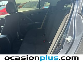 Toyota Avensis 2.0 D-4D Active 93 kW (126 CV)