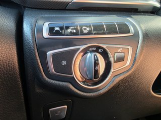 Mercedes-Benz V220d Largo Avantgarde  7 Plazas