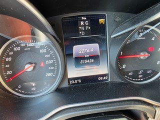 Mercedes-Benz V220d Largo Avantgarde  7 Plazas