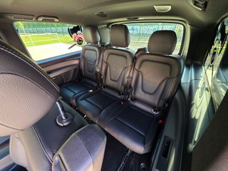 Mercedes-Benz V220d Largo Avantgarde  7 Plazas